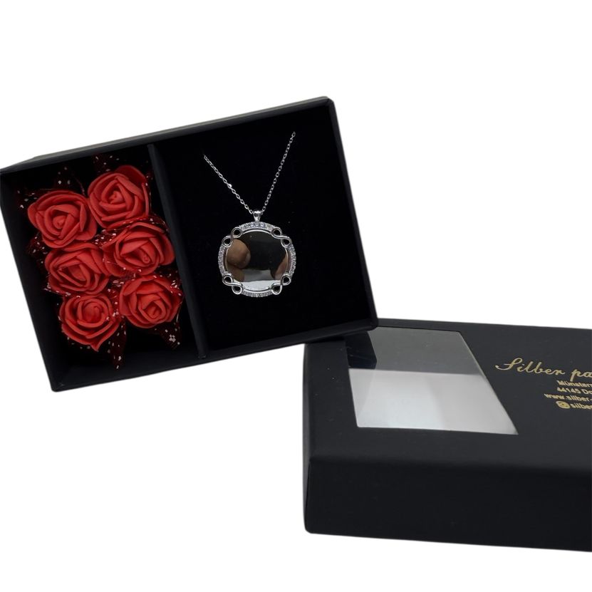Infinity Halskette – Runde Gravurplatte – Limitierte Edition – 925 Silber – Inklusive Rosenbox & Wunschgravur