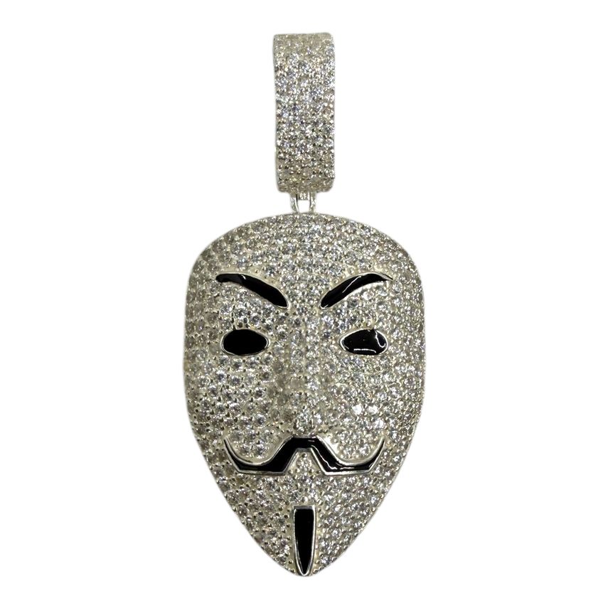 Die La Casa de Papel Silber anhänger ist ein beeindruckendes Schmuckstück, das den ikonischen Stil der beliebten Serie in ein edles Accessoire verwandelt. Dieser Anhänger besticht durch sein detailverliebtes Design und seine hervorragende Handwerkskunst, wodurch er zu einem wahren Blickfang wird. Gefertigt aus Silber