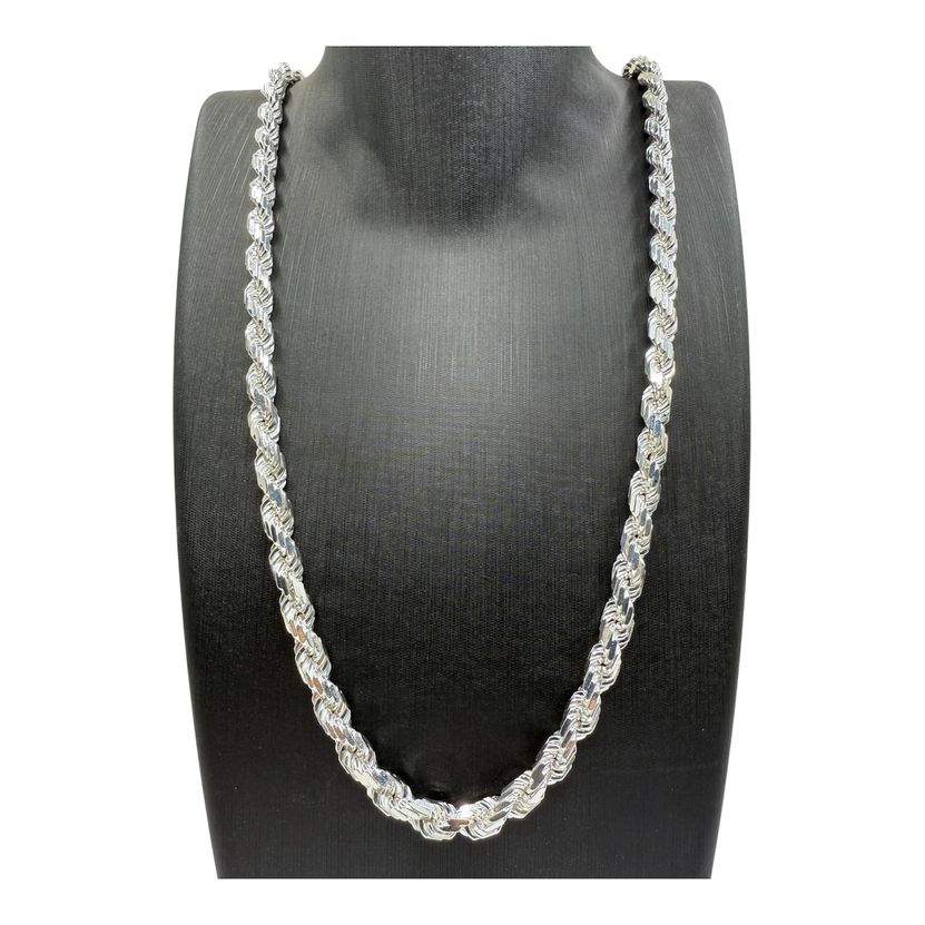 Kordelkette 7 mm massiv aus 925 Sterling Silber

Massive 925 Silber Kordelkette 7 mm Breite

925 Sterling Silber Rope Chain Kordelkette 7 mm

Breite Kordelkette aus 925 Silber 7 mm

Detailansicht massive Kordelkette 925 Silber 7 mm

Silber Kordelkette 7 mm mit Karabinerverschluss

Elegante 925 Sterling Silber Kordelkette 7 mm