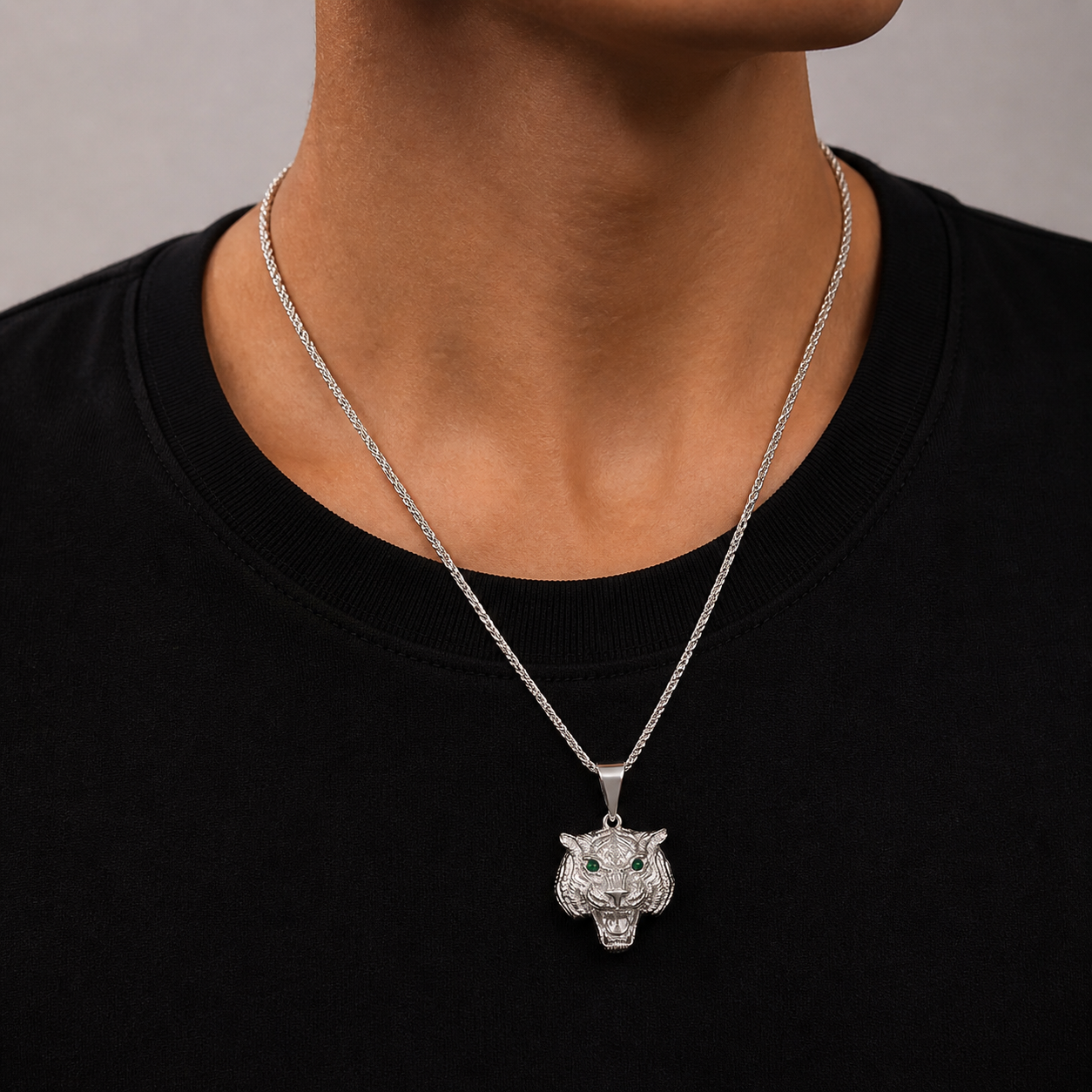 Tiger Anhänger Mit Grüne Augen 925er Silber